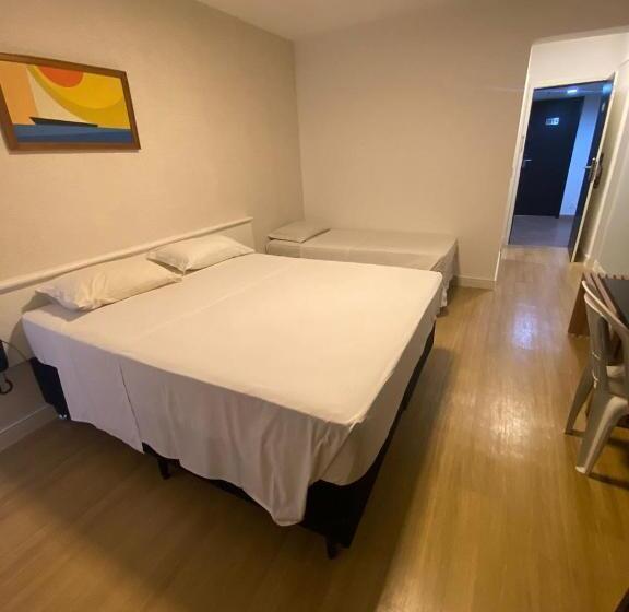 Отель Garvey Park