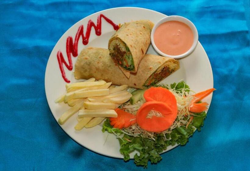 فندق Lotus Club Boutique