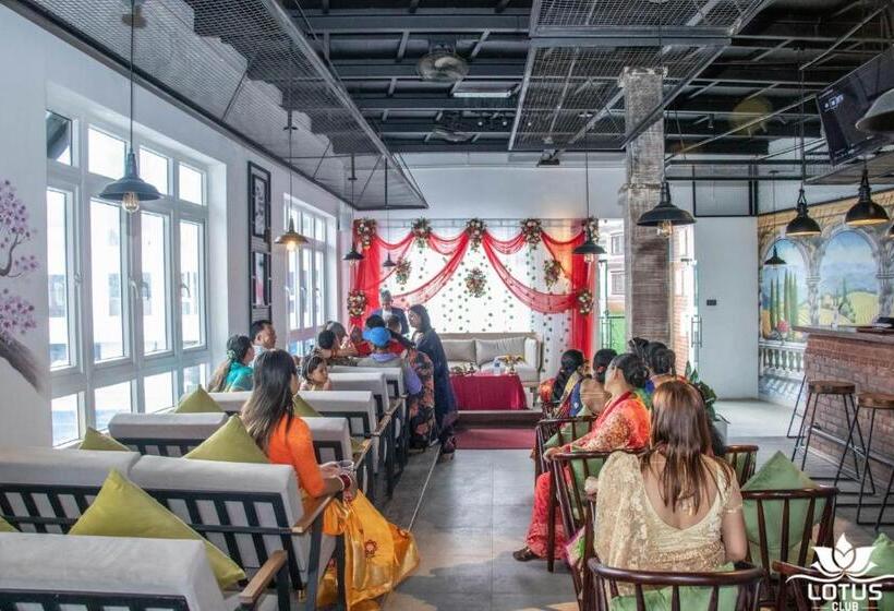 فندق Lotus Club Boutique