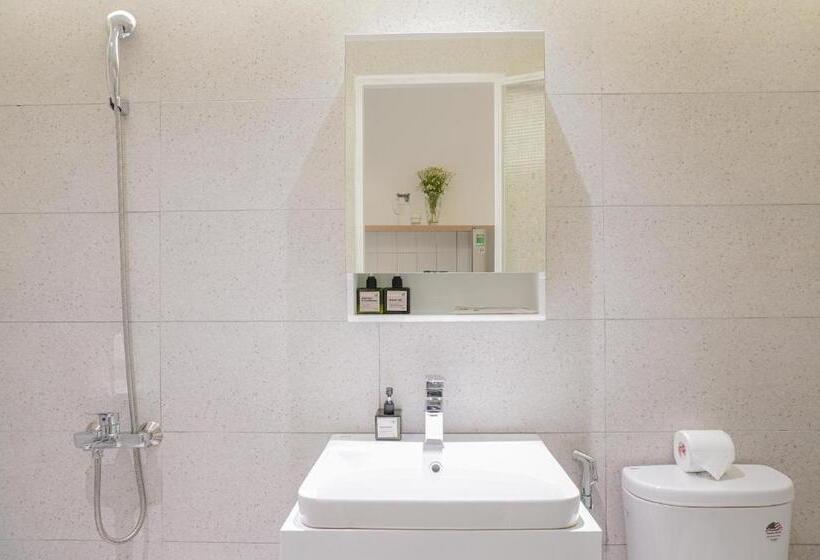 هتل M Village Lê Văn Sỹ