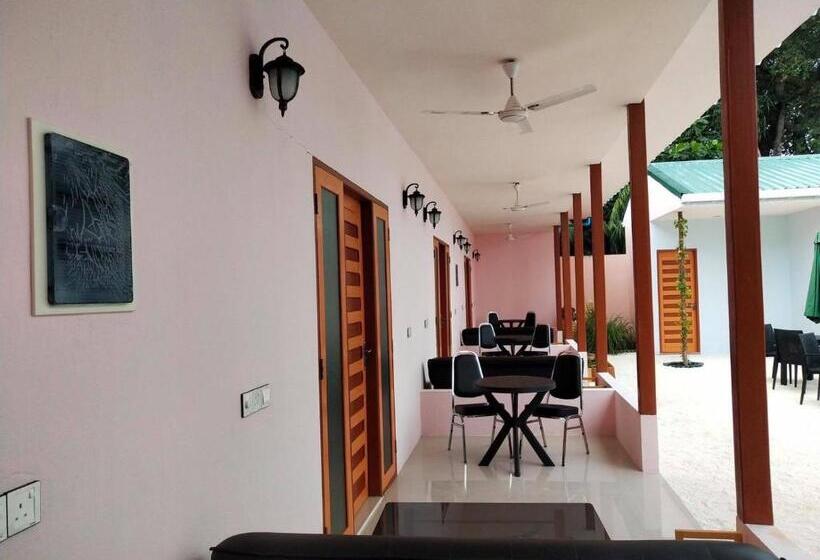 پانسیون Saima Inn