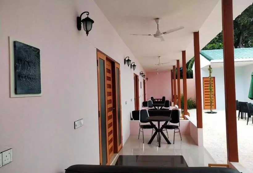 پانسیون Saima Inn