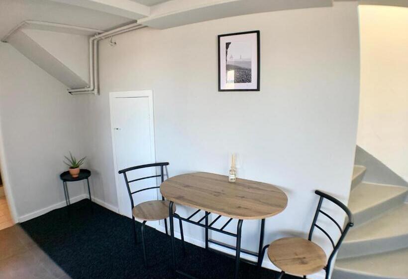 پانسیون Waterfront Fjord House