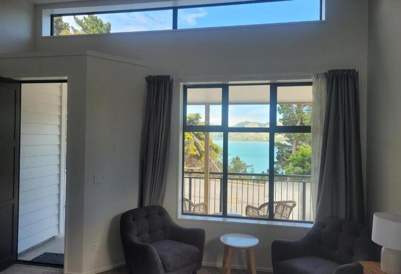 Taimana Boutique Motel