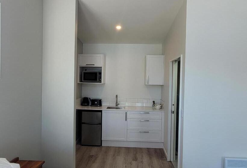 Taimana Boutique Motel