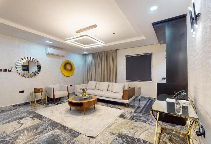 Yanna Apartment By Khaliques