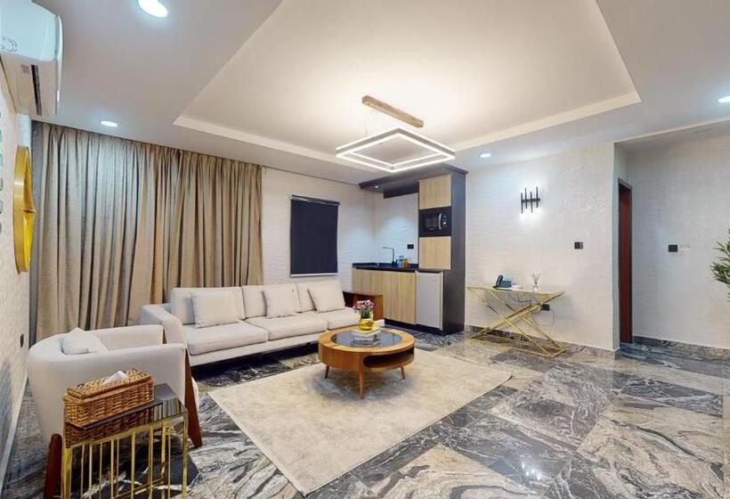 Yanna Apartment By Khaliques