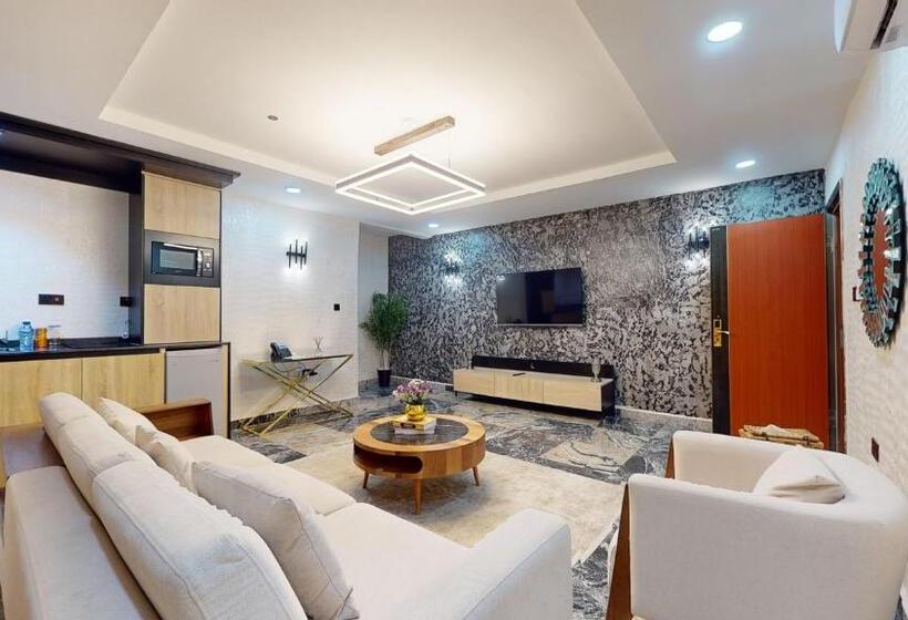 Yanna Apartment By Khaliques