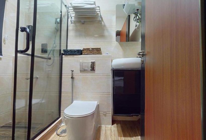 Yanna Apartment By Khaliques