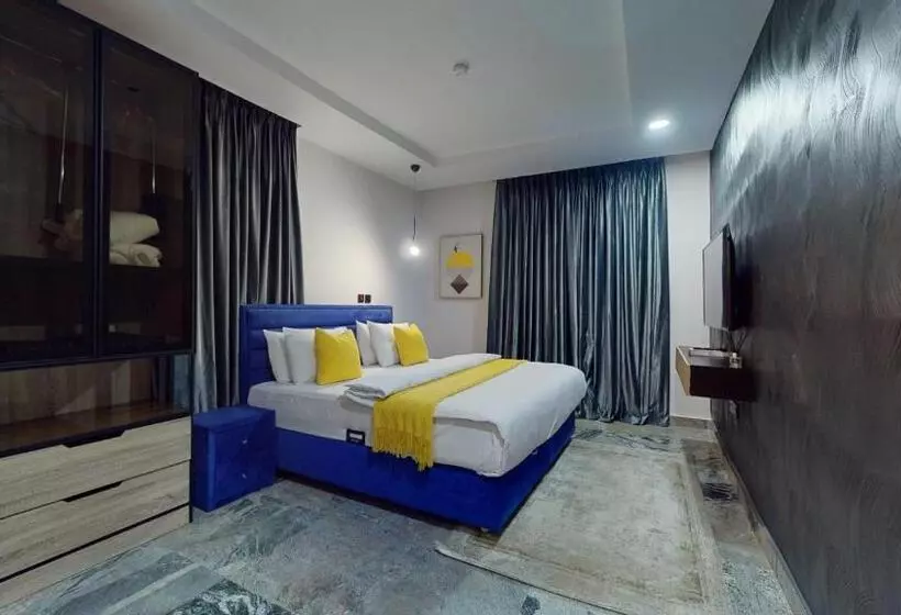 Yanna Apartment By Khaliques