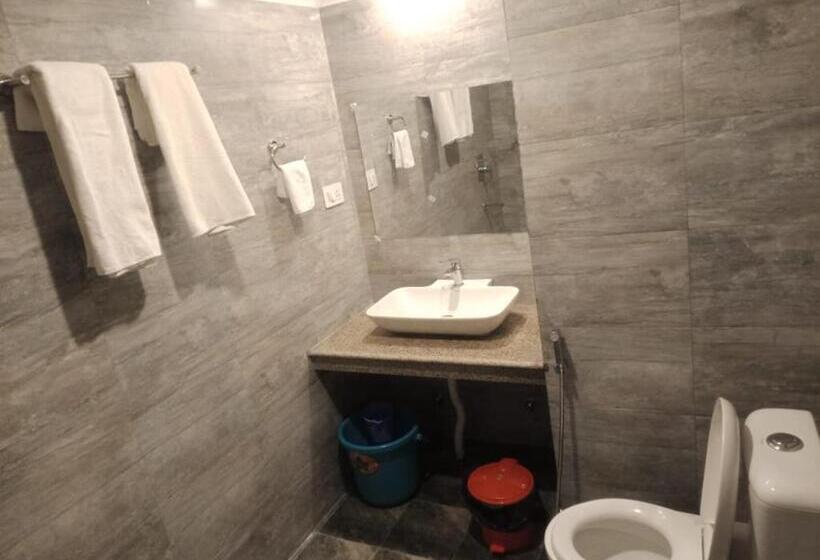 Hotelli Apricot Inn Kargil