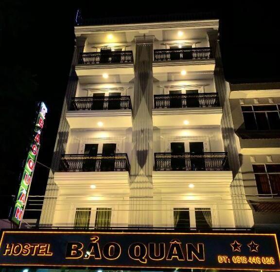 هتل Khách Sạn Bảo Quân Núi Sam