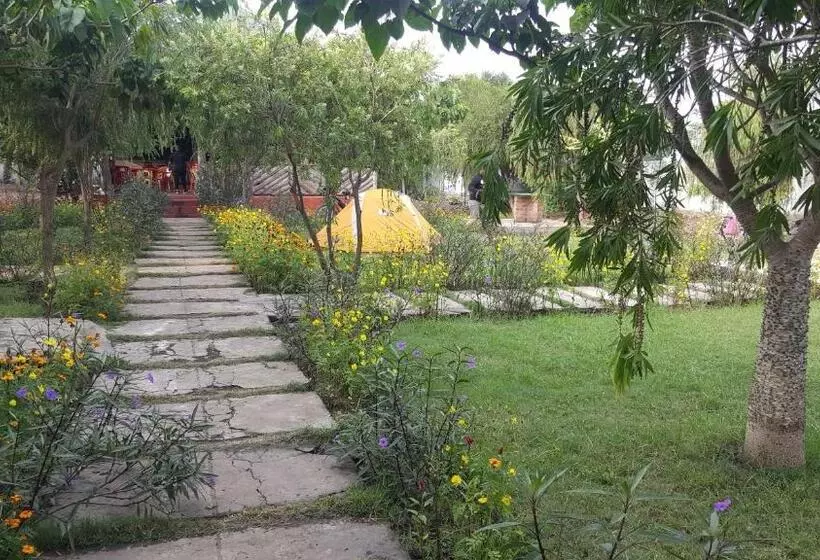 Hotelli Macarela Inn