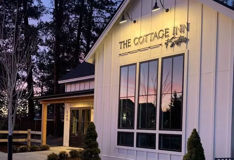 هتل The Scout Boutique Cottages