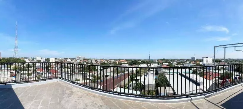 Hoàng Triều Hotel   Marina Bình Dương