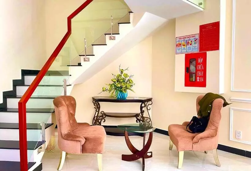 Hoàng Triều Hotel   Marina Bình Dương
