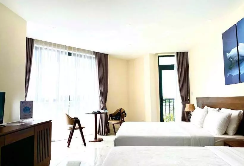 Hoàng Triều Hotel   Marina Bình Dương