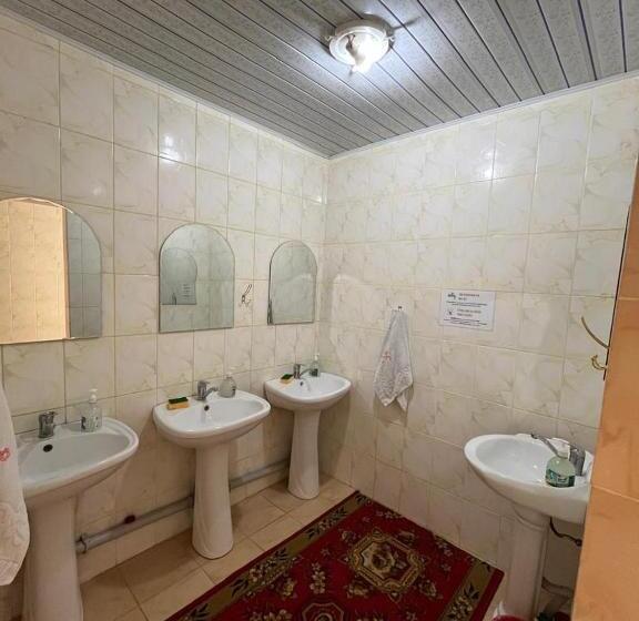 پانسیون Guest House Aidyn Kul