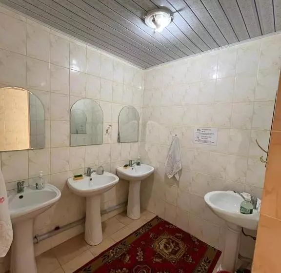 پانسیون Guest House Aidyn Kul