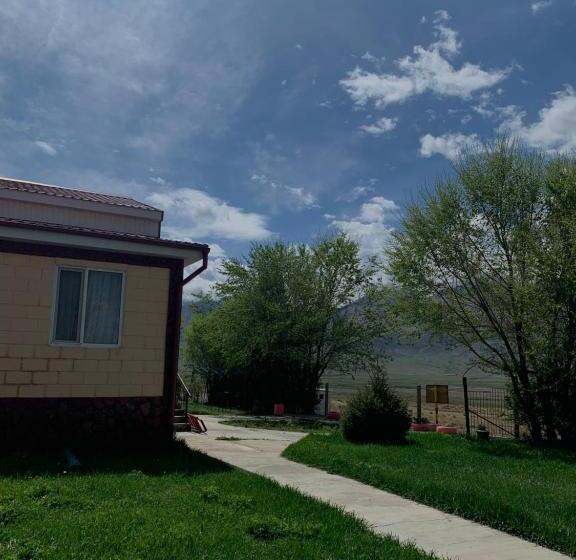 پانسیون Guest House Aidyn Kul