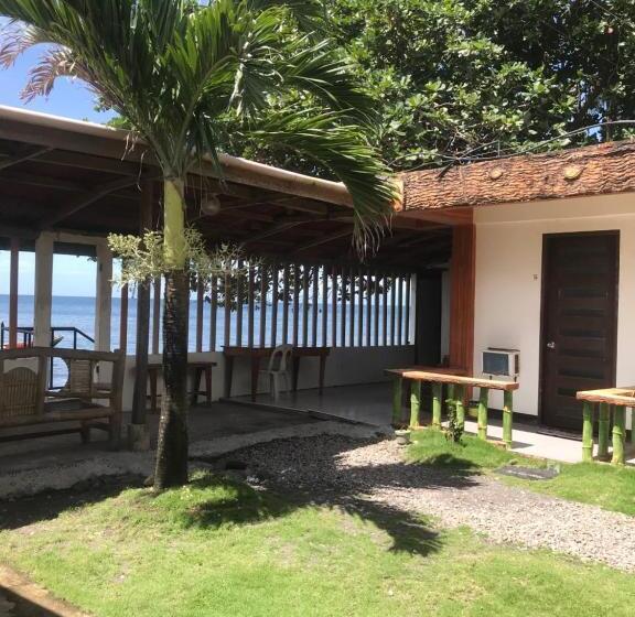پانسیون Jancas Vacation Home Camiguin Couple Room 1