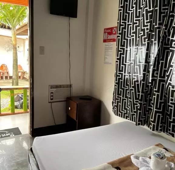 پانسیون Jancas Vacation Home Camiguin Couple Room 1