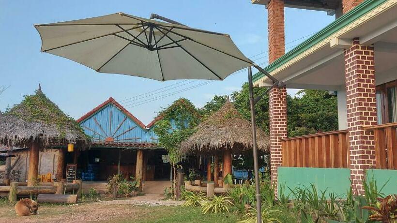 פנסיון Phosy Thalang Laos