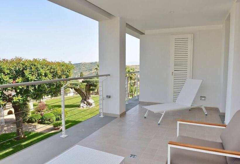 리조트 Torre Difyos