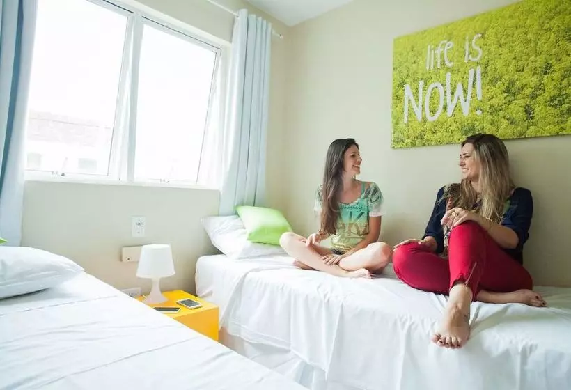 Общежитие Clh Suites Curitiba