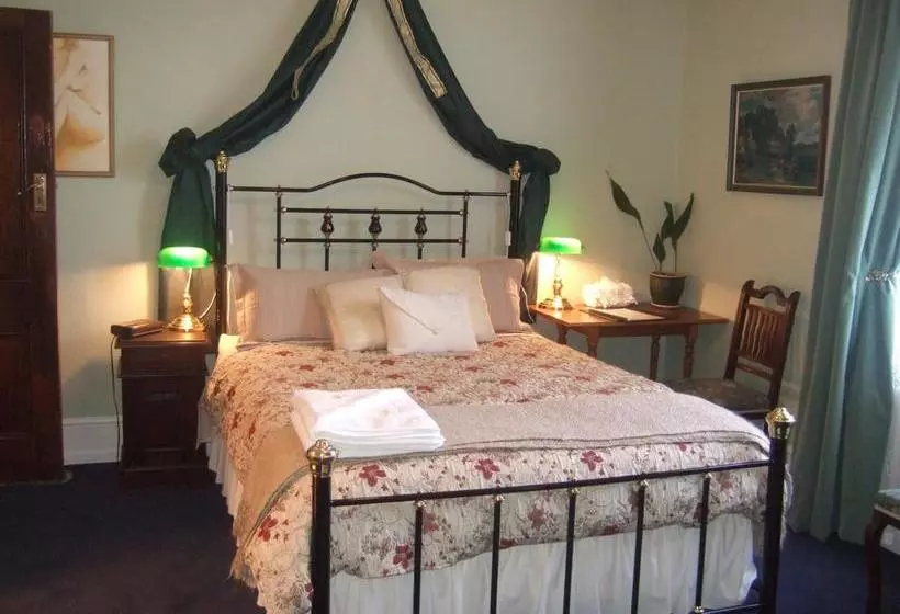 민박 Colonial Accommodation At Undine