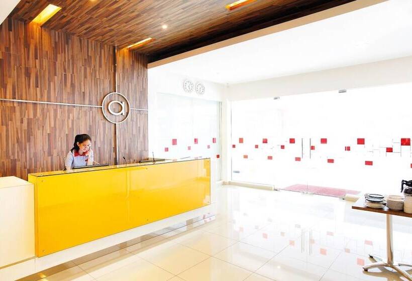 Amaris Hotel Simpang Lima