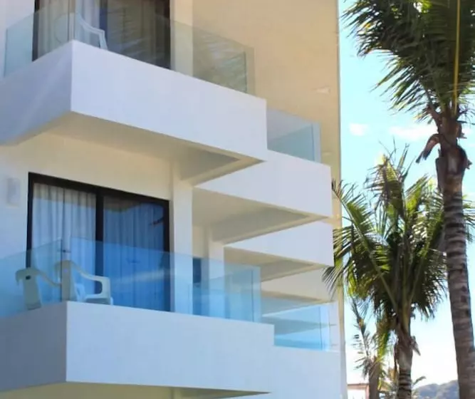 هتل Barra De Navidad