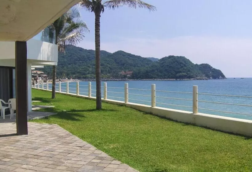 هتل Barra De Navidad