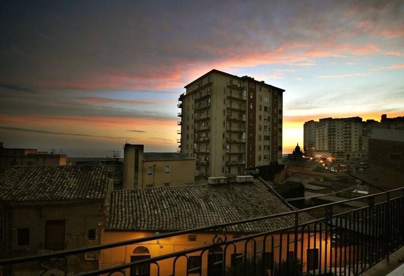 Отель B&b Paladini Di Sicilia