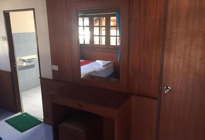 ホテル Chaloklum Bay Resort