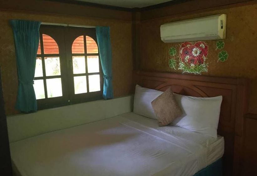 ホテル Chaloklum Bay Resort