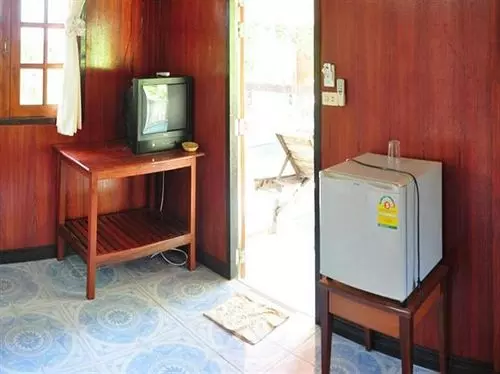 Отель Chaloklum Bay Resort