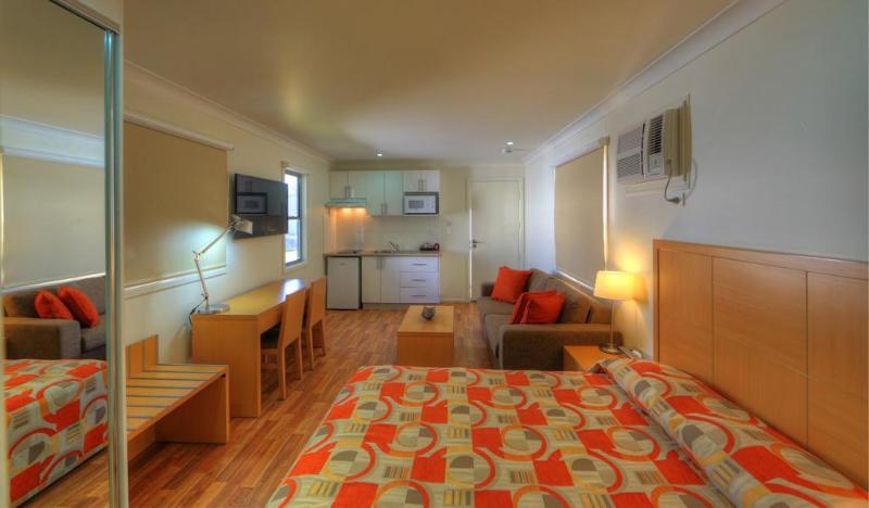 Отель Chinchilla Motor Inn