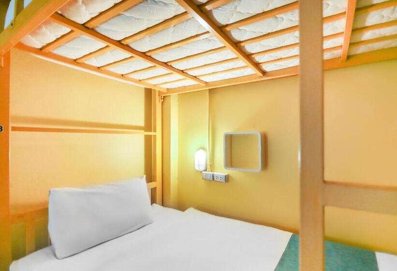 酒店 Fin Hostel Phuket