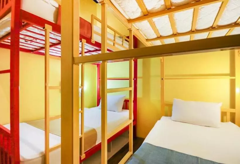 酒店 Fin Hostel Phuket