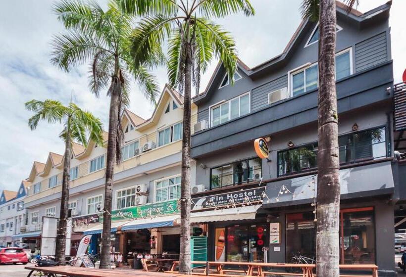 酒店 Fin Hostel Phuket