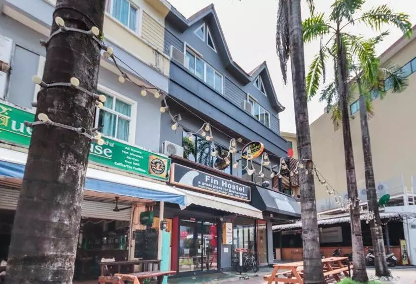 酒店 Fin Hostel Phuket