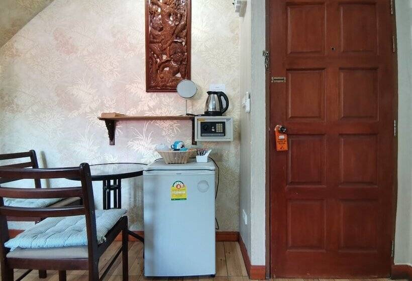 Hotel Kamala Beach Residence Sha Extra Plus