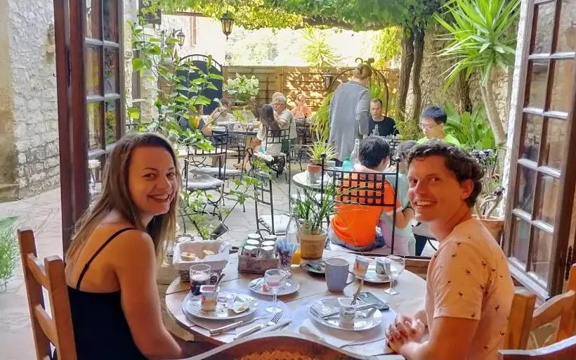 Hotelli Maison Carles Bnb