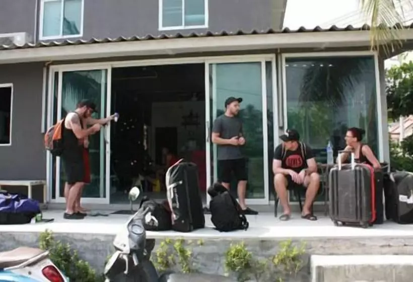 ホテル Monkey Samui Hostel