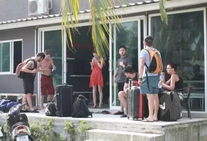 ホテル Monkey Samui Hostel