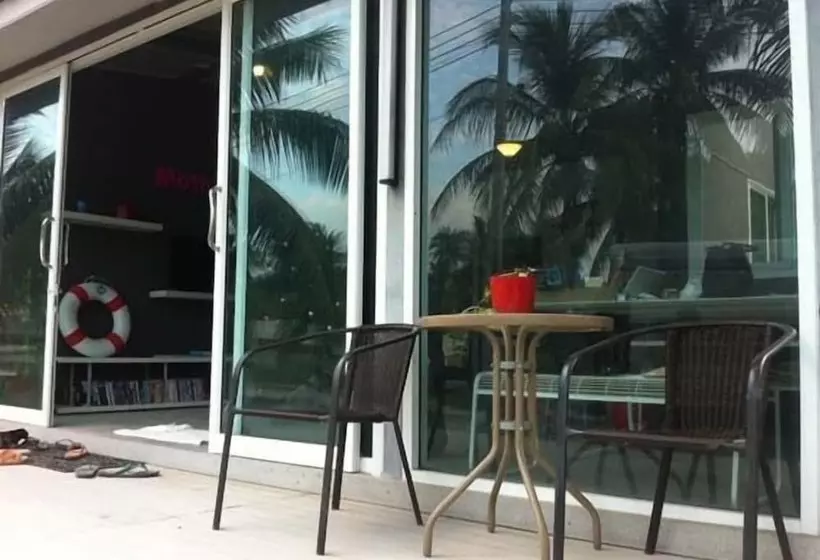 ホテル Monkey Samui Hostel
