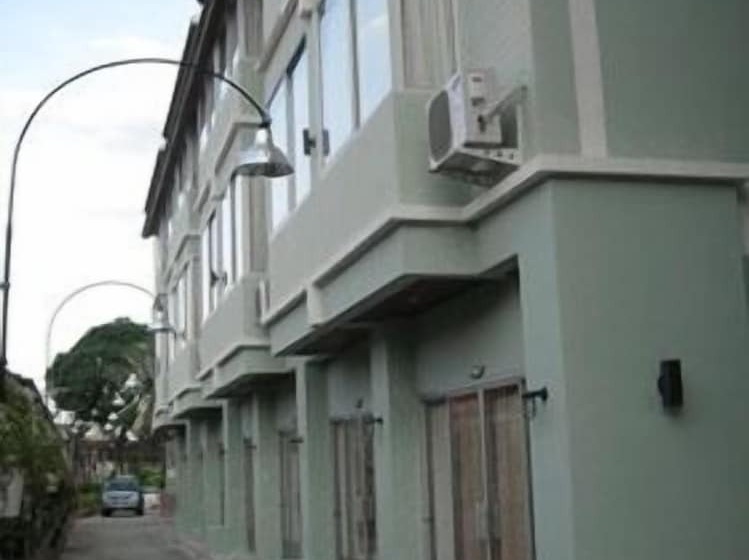 בית מלון כפרי Ptk Residence