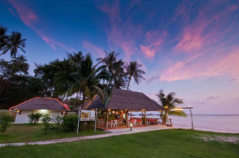 בית מלון כפרי Samui Tonggad Resort