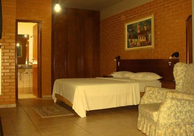 ホテル Serras De Goyaz Bueno, Goiânia